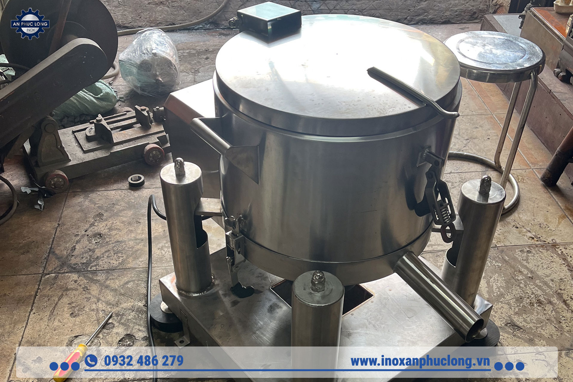 Ứng dụng đa dạng của máy vắt ly tâm 50 lít trong các ngành nghề